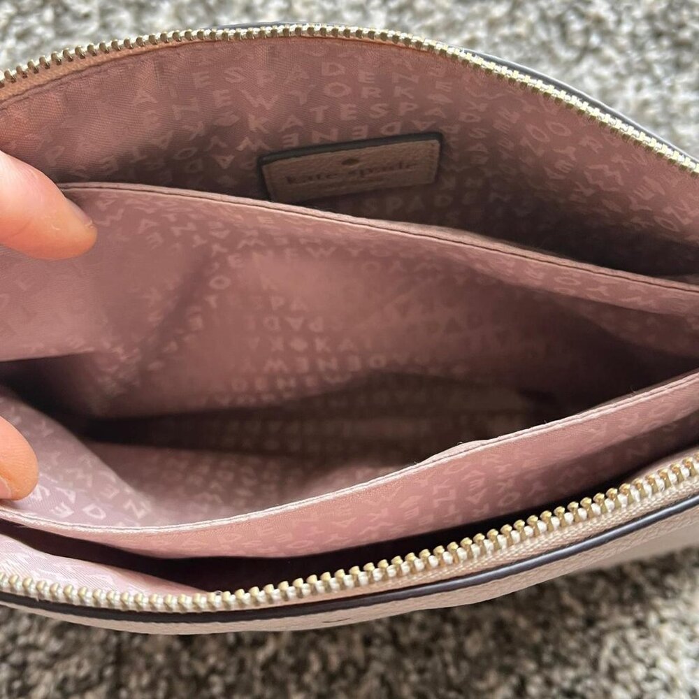 Cream Kate Spade Larchmont Avenue Madelyn Pebble Leather Crossbody Purse - Picture 5 of 8